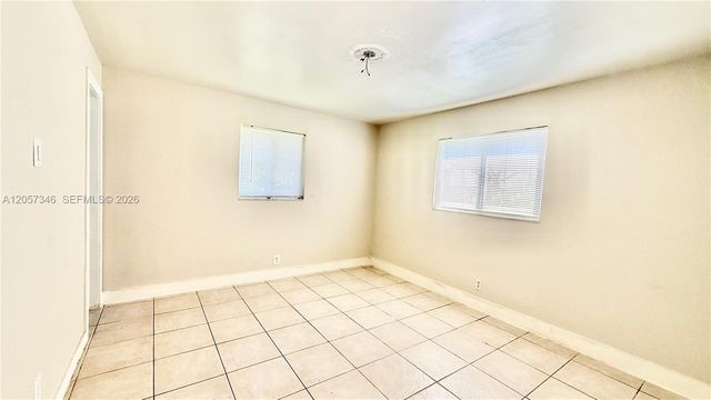 320 Holloway Drive 0, Plantation, FL 33317