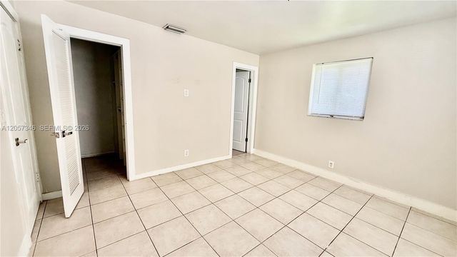 320 Holloway Drive 0, Plantation, FL 33317