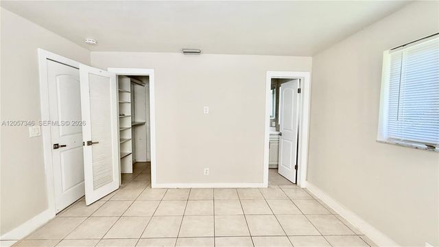 320 Holloway Drive 0, Plantation, FL 33317