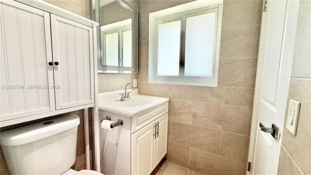 320 Holloway Drive 0, Plantation, FL 33317