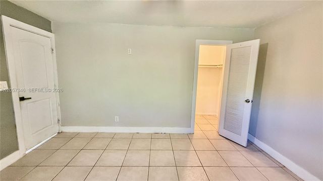 320 Holloway Drive 0, Plantation, FL 33317