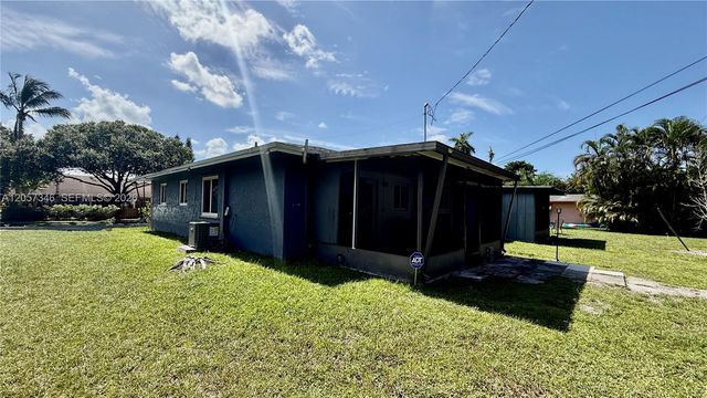 320 Holloway Drive 0, Plantation, FL 33317