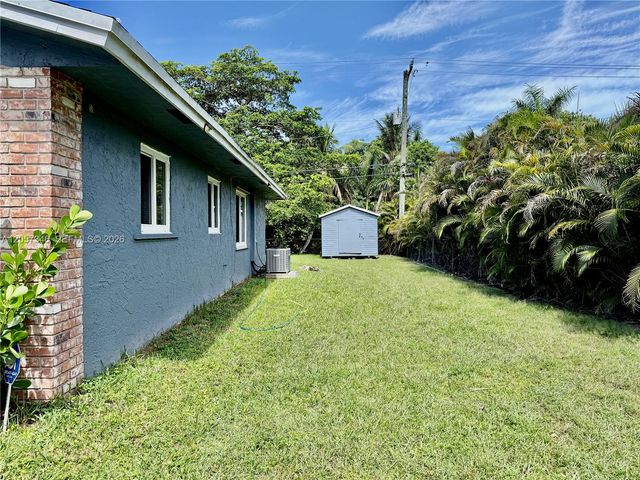320 Holloway Drive 0, Plantation, FL 33317