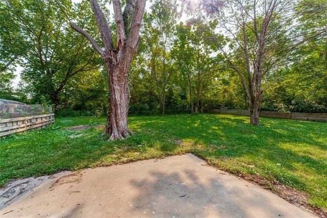 339 S Missouri Street, Liberty, MO 64068