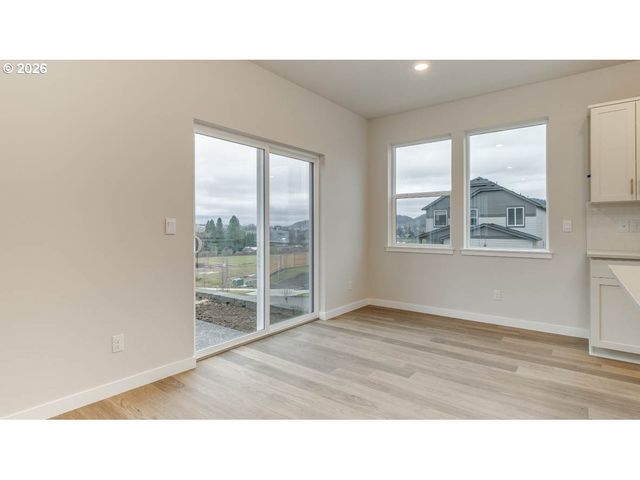 9445 Se Crystal Rose St, Happy Valley, OR 97086