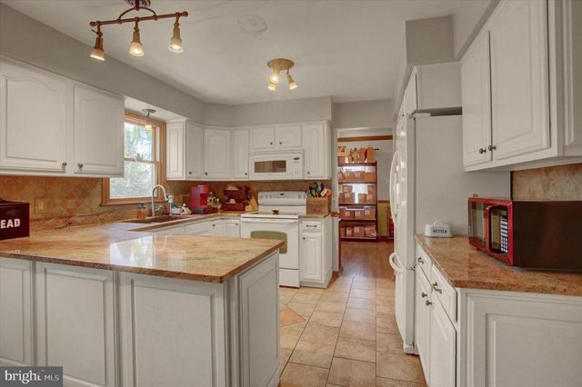 64 DILLER DRIVE, Shippensburg, PA 17257