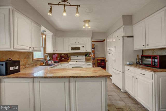 64 DILLER DRIVE, Shippensburg, PA 17257