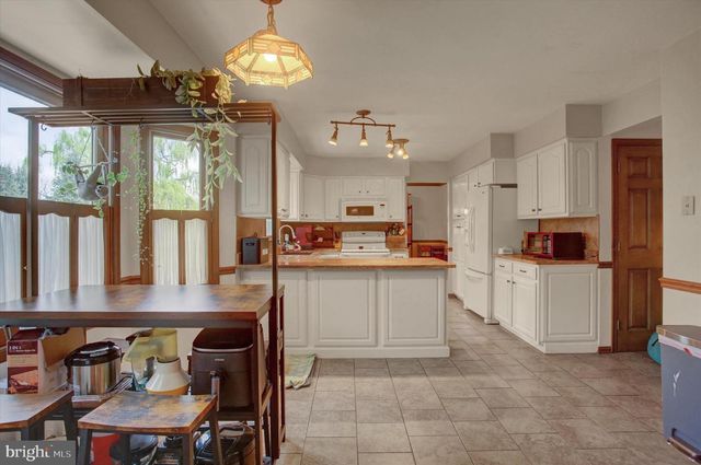 64 DILLER DRIVE, Shippensburg, PA 17257