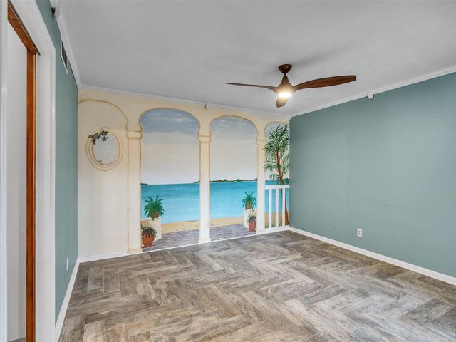 1707 W Hedgecroft Drive, El Lago, TX 77586