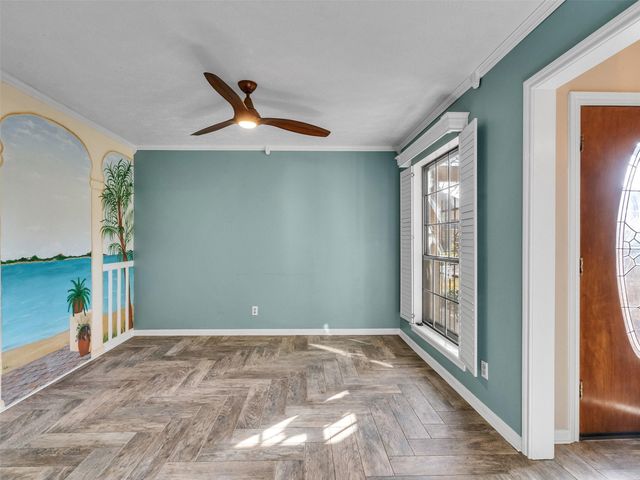 1707 W Hedgecroft Drive, El Lago, TX 77586