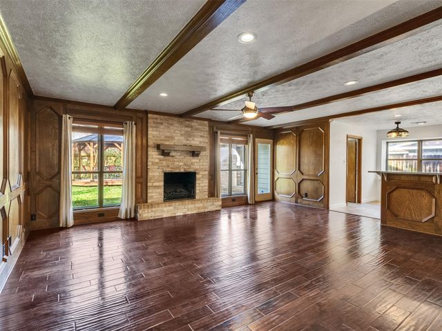 1707 W Hedgecroft Drive, El Lago, TX 77586