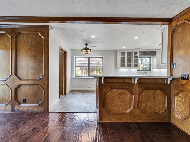 1707 W Hedgecroft Drive, El Lago, TX 77586