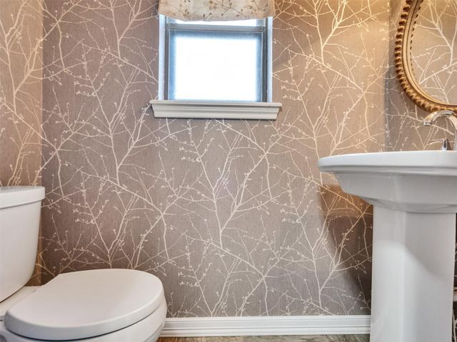 1707 W Hedgecroft Drive, El Lago, TX 77586