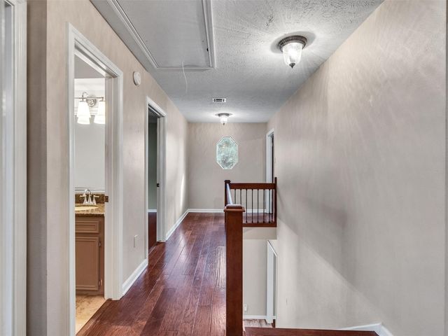 1707 W Hedgecroft Drive, El Lago, TX 77586