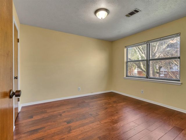 1707 W Hedgecroft Drive, El Lago, TX 77586