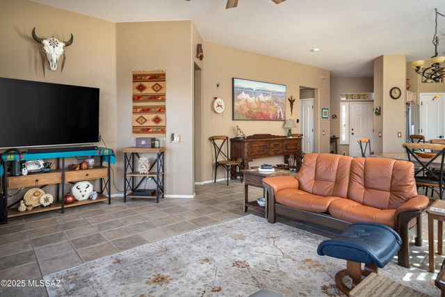 5373 W Winding Desert Drive, Marana, AZ 85658