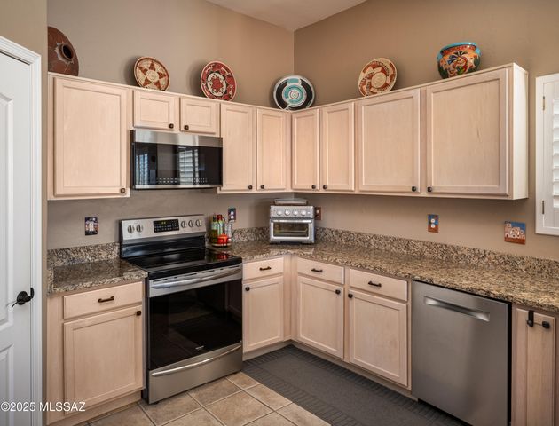 5373 W Winding Desert Drive, Marana, AZ 85658