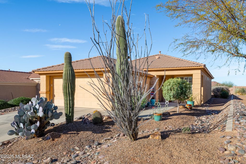 5373 W Winding Desert Drive, Marana, AZ 85658
