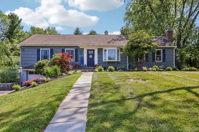 11 Claire Ann Drive, Warwick, NY 10990