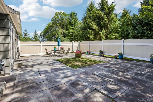 11 Claire Ann Drive, Warwick, NY 10990