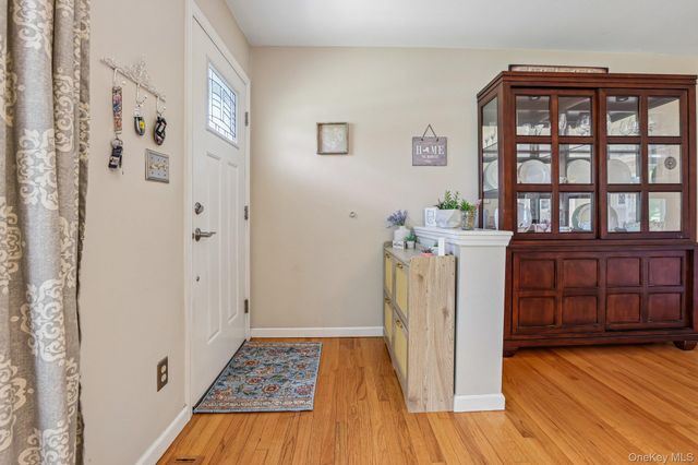 11 Claire Ann Drive, Warwick, NY 10990