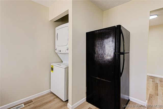 301 Amburgey Drive, New Albany, IN 47150