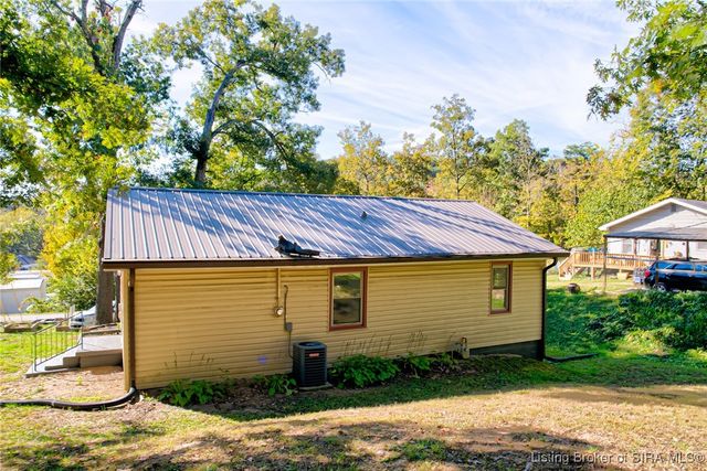 301 Amburgey Drive, New Albany, IN 47150