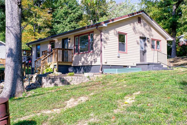 301 Amburgey Drive, New Albany, IN 47150