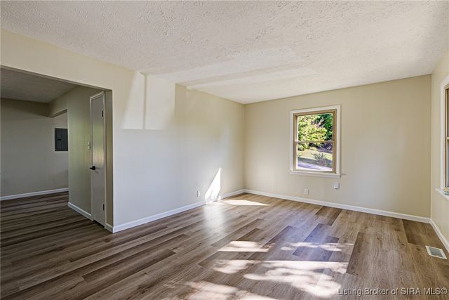 301 Amburgey Drive, New Albany, IN 47150