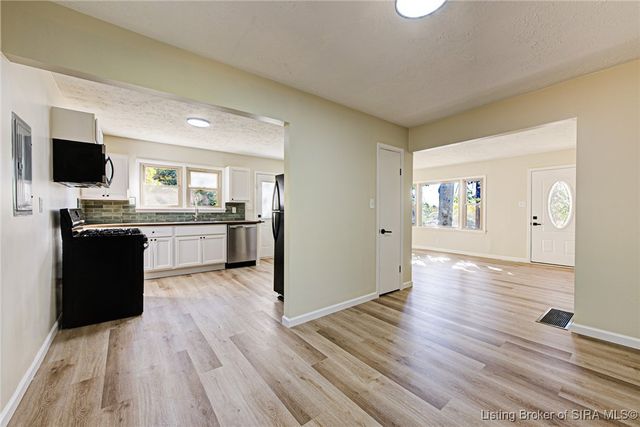 301 Amburgey Drive, New Albany, IN 47150