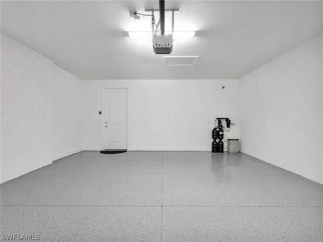 20300 Napa LOOP, Estero, FL 33928