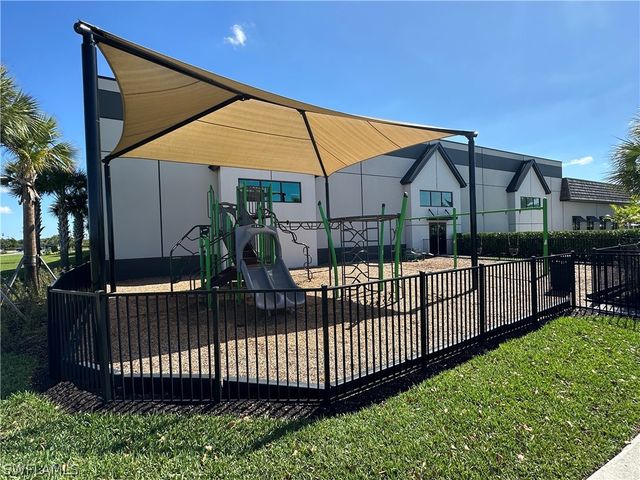 20300 Napa LOOP, Estero, FL 33928