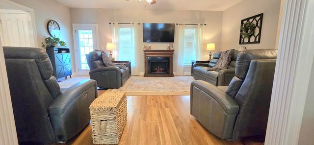 149 Palisades Pointe Drive, Lancaster, KY 40444
