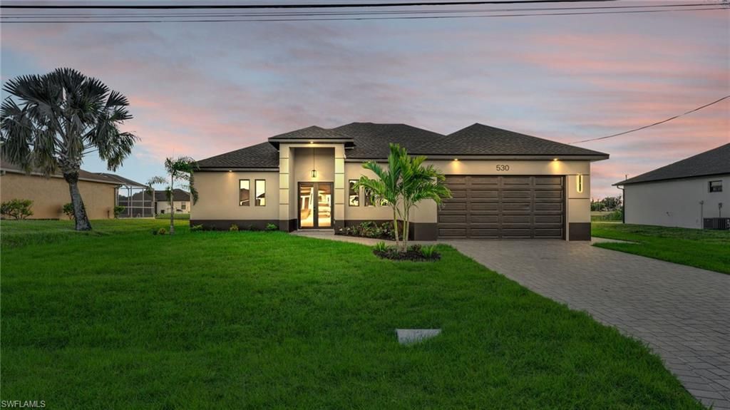530 NE 5th CT, Cape Coral, FL 33909