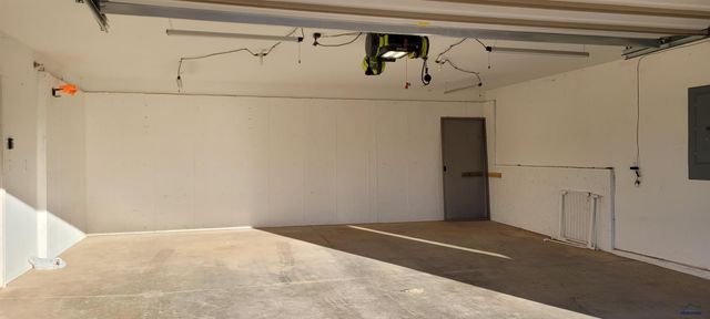 5816 HARPER CT, Rapid City, SD 57702