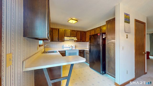 563 Churchill Drive 563, Newington, CT 06111