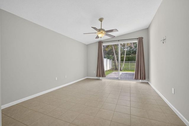 1475 Running Oak Lane, Royal Palm Beach, FL 33411