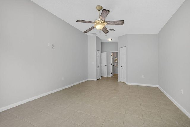 1475 Running Oak Lane, Royal Palm Beach, FL 33411