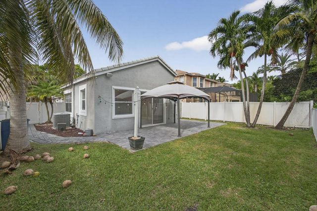 1475 Running Oak Lane, Royal Palm Beach, FL 33411