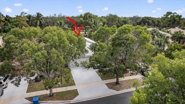 1475 Running Oak Lane, Royal Palm Beach, FL 33411