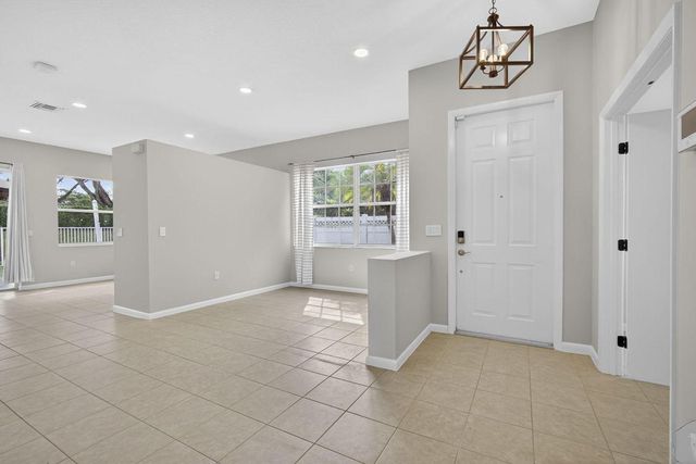 1475 Running Oak Lane, Royal Palm Beach, FL 33411