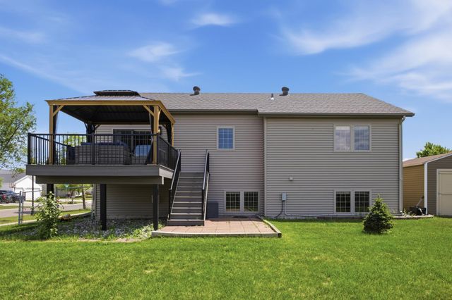 3507 Taylor Street S, Fargo, ND 58104