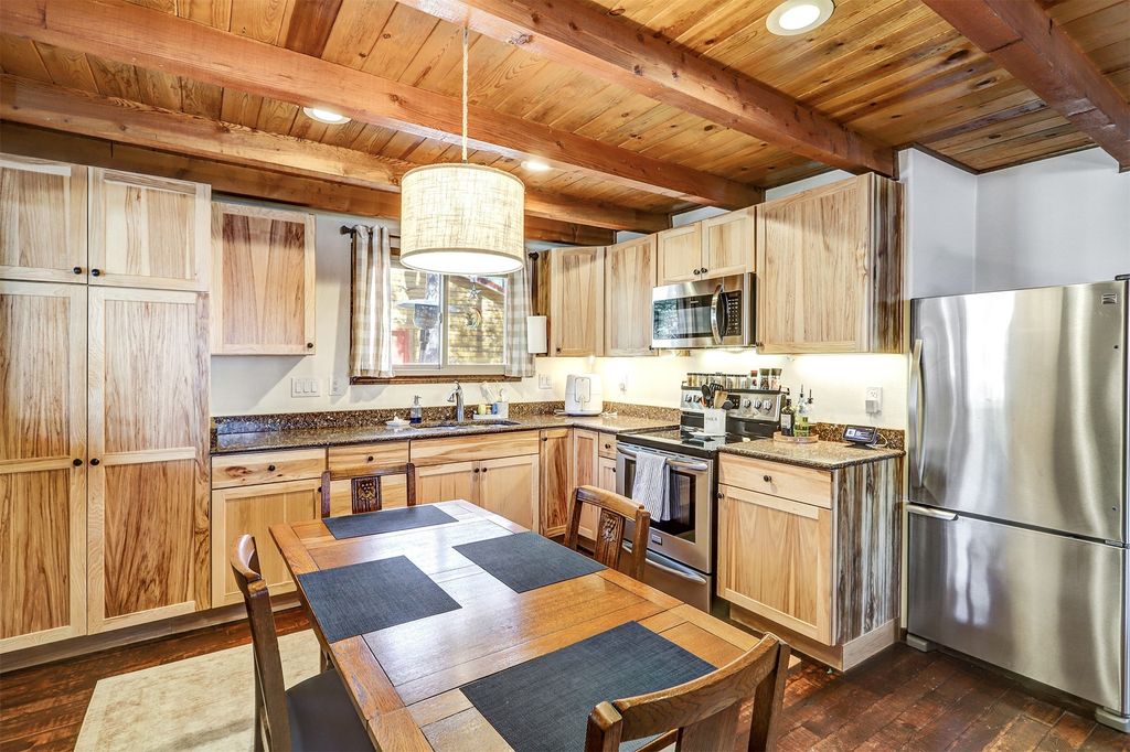 Image 13 of property listing at 328 Blue Spruce Drive, Jemez Springs, NM 87025