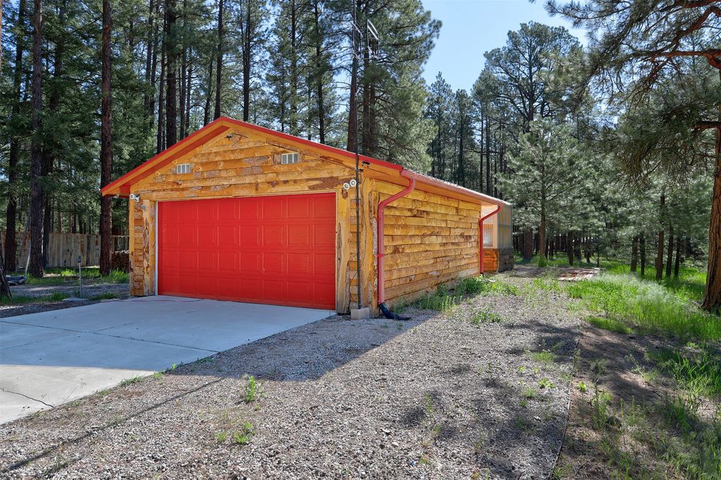 Image 22 of property listing at 328 Blue Spruce Drive, Jemez Springs, NM 87025