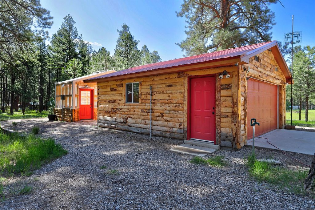 Image 6 of property listing at 328 Blue Spruce Drive, Jemez Springs, NM 87025