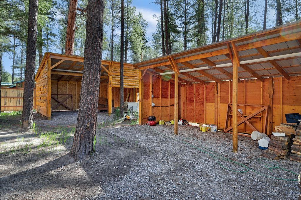 Image 8 of property listing at 328 Blue Spruce Drive, Jemez Springs, NM 87025