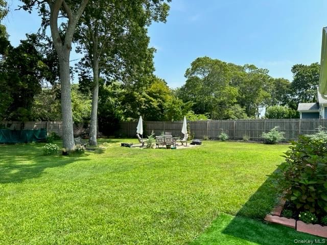 29 Maryland Boulevard, Hampton Bays, NY 11946