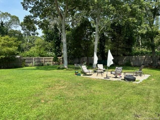 29 Maryland Boulevard, Hampton Bays, NY 11946