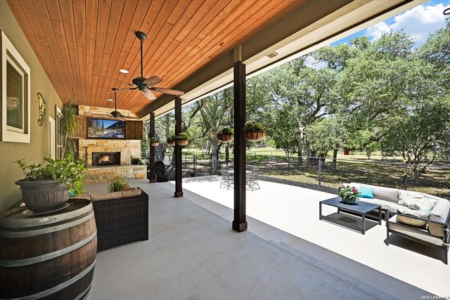 281 Kellog, Fischer, TX 78623