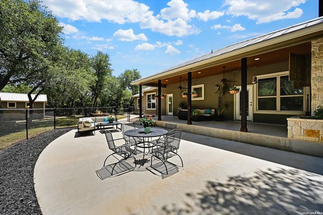 281 Kellog, Fischer, TX 78623
